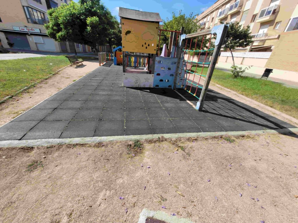Parque infantil instalado por Belkids Play
