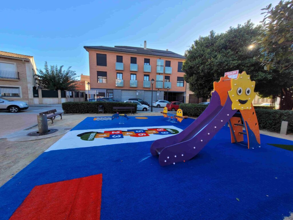 Parque infantil instalado por Belkids Play