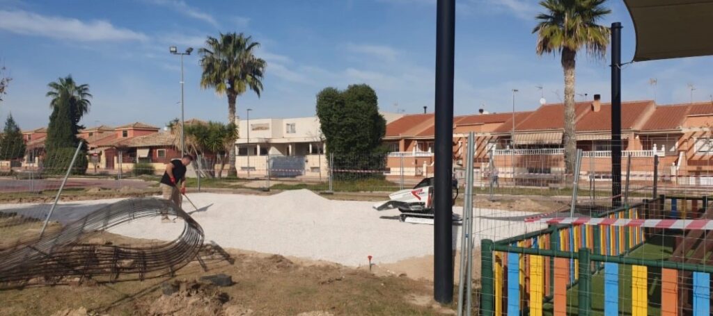 Obra civil para la instalación de un parque