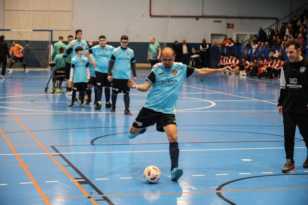 Partido benéfico de fútbol inclusivo del Atlético Torreño