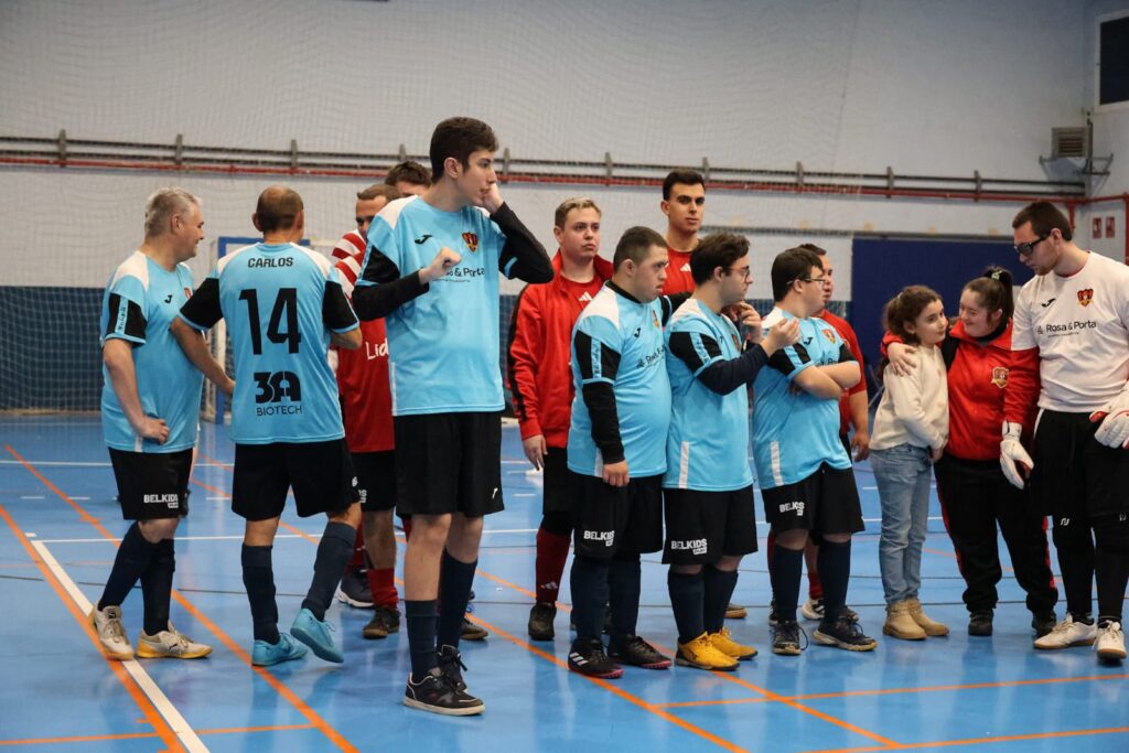Partido benéfico de fútbol inclusivo del Atlético Torreño