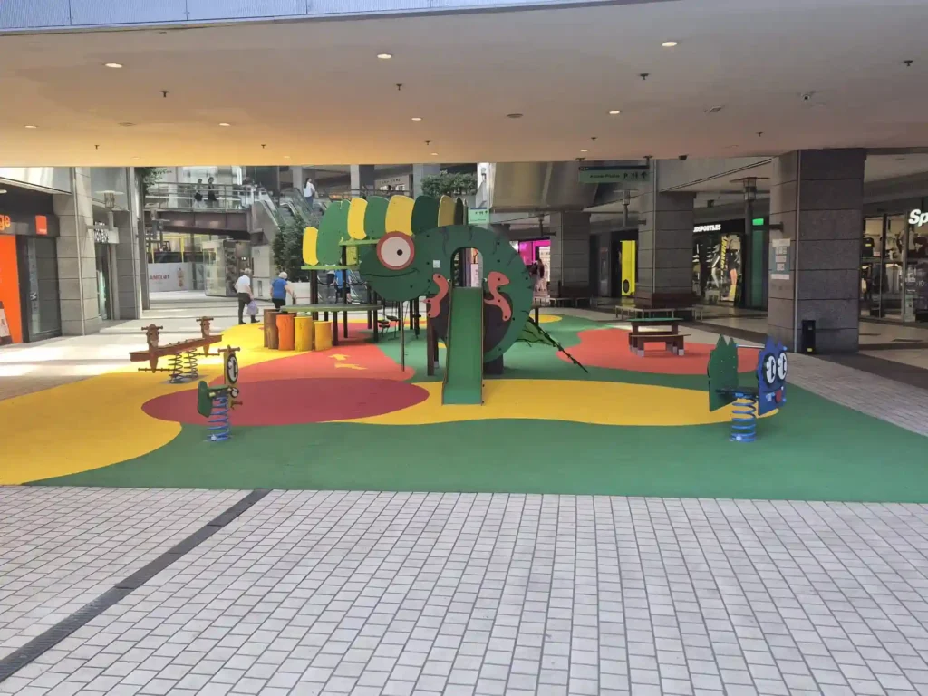 Parque infantil instalado por Belkids Play