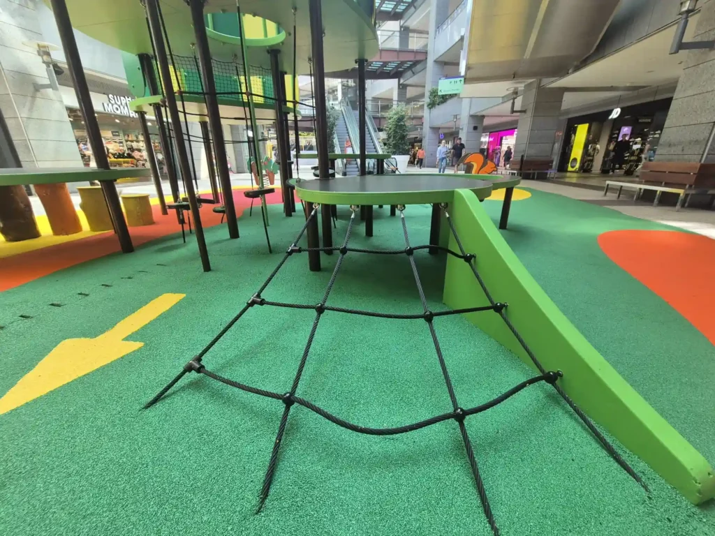 Parque infantil instalado por Belkids Play
