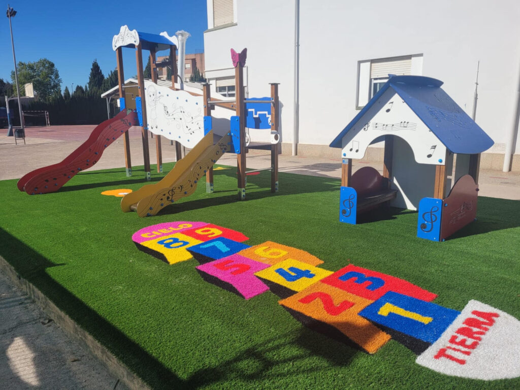 Parque infantil instalado por Belkids Play