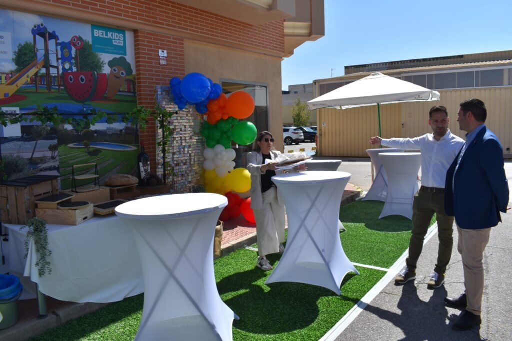 Inauguración del local de Belkids Play en Las Torres de Cotillas
