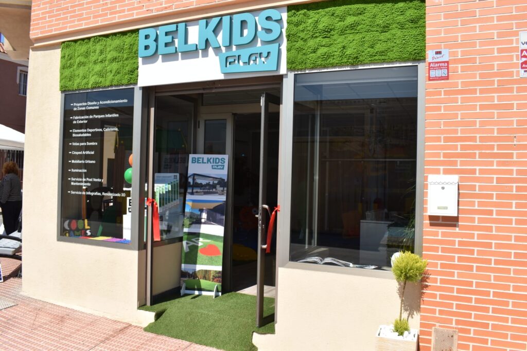 Inauguración del local de Belkids Play en Las Torres de Cotillas