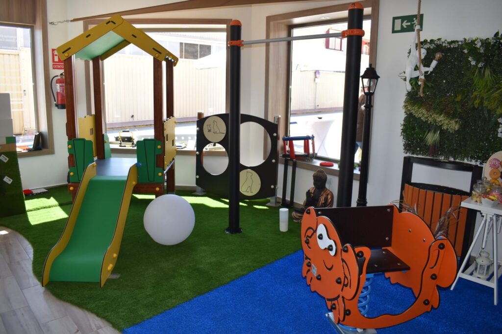 Inauguración del local de Belkids Play en Las Torres de Cotillas