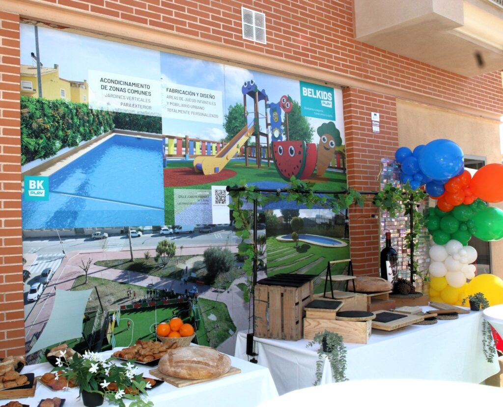 Inauguración del local de Belkids Play en Las Torres de Cotillas