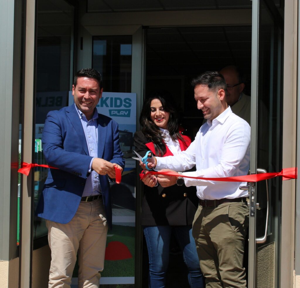 Inauguración del local de Belkids Play en Las Torres de Cotillas