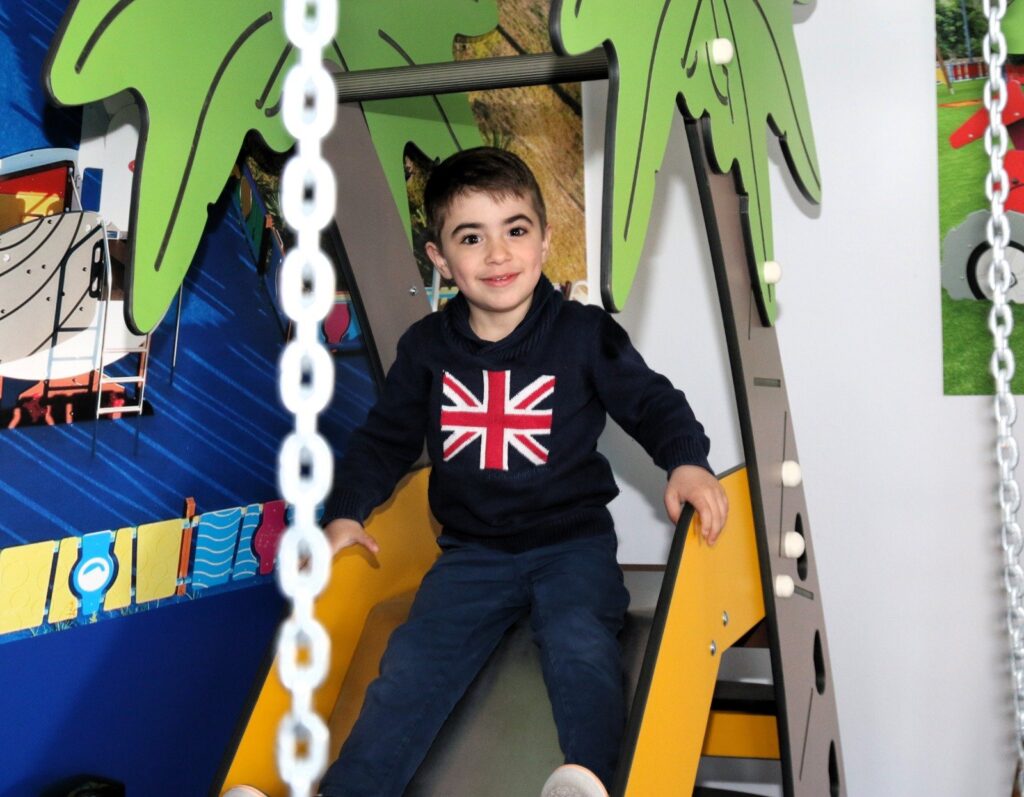 Inauguración del local de Belkids Play en Las Torres de Cotillas