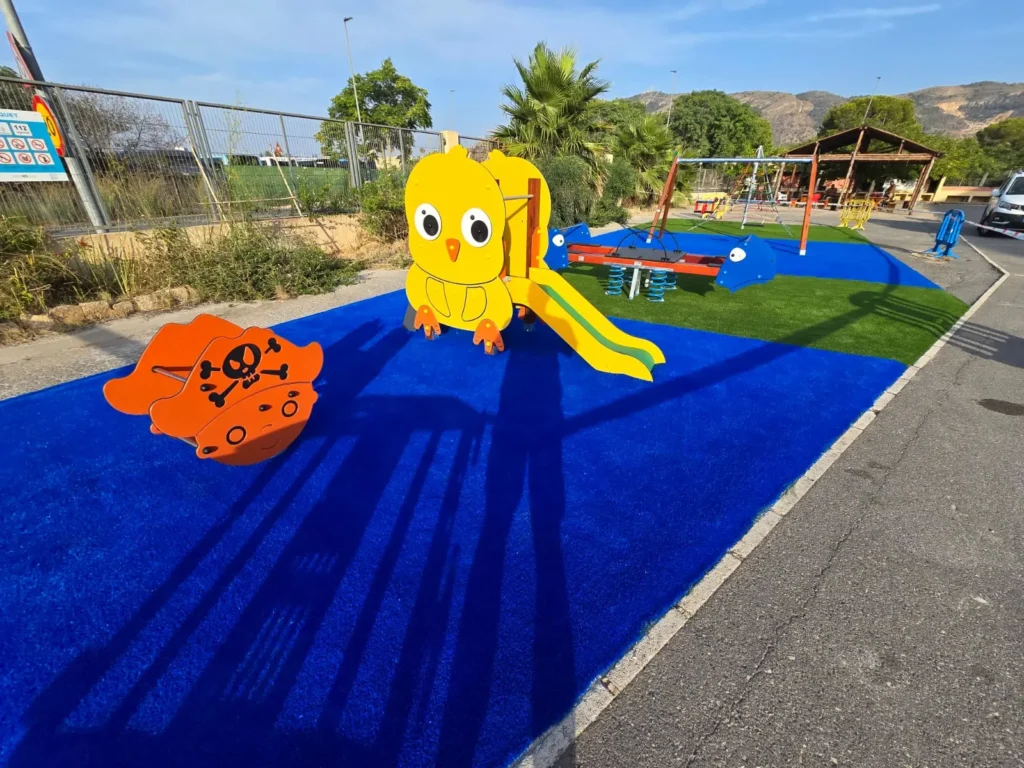 Parque infantil instalado por Belkids Play