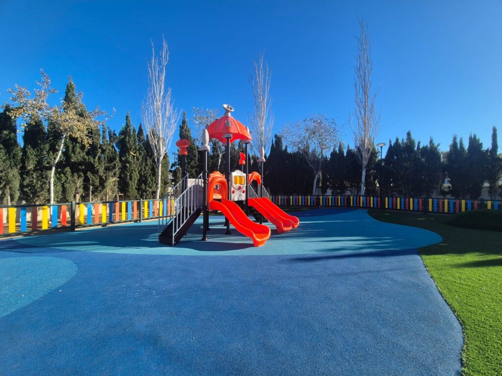 Parque infantil instalado por Belkids Play