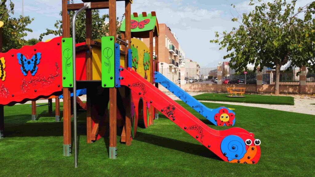 Parque infantil instalado por Belkids Play