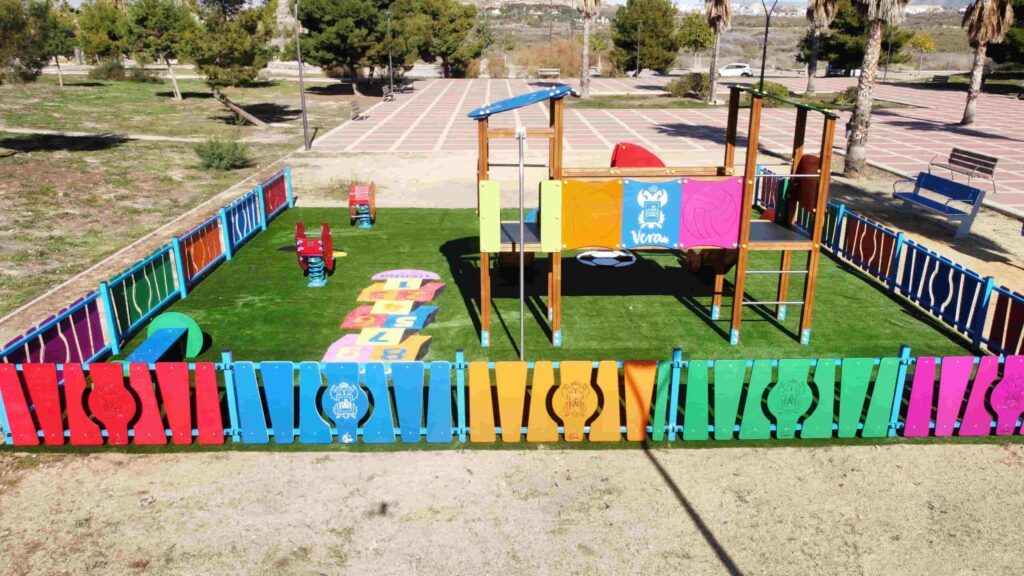 Parque infantil instalado por Belkids Play