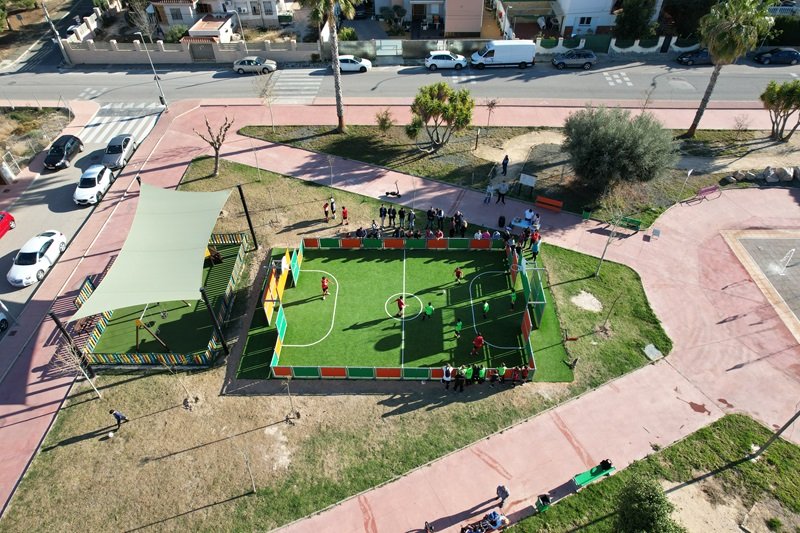 Pista multideporte instalada por Belkids Play