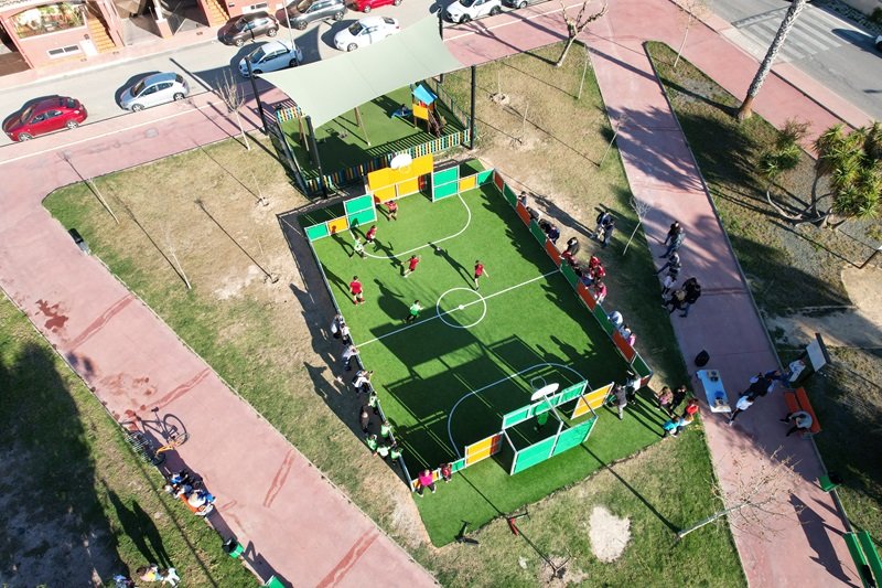 Pista multideporte instalada por Belkids Play